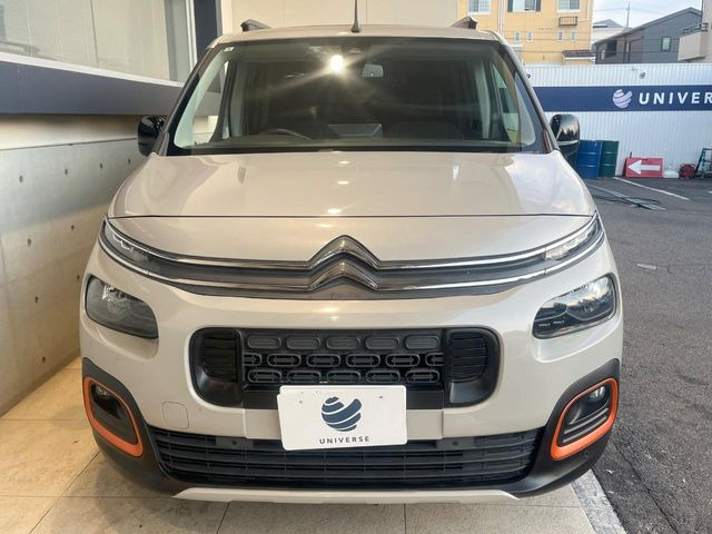 �������x�̃K���X�疌�ŝ����͂������A�㎿�ȃc���E����������B���O����_���J�����؂Ȉ��Ԃ�ی삵�A�F�����E�򉻂�h�~�B�u�e�X�v���b�V���R�[�g�v�A�u�e�v���~�b�T�R�[�g�v���炨�I�т��������܂��B