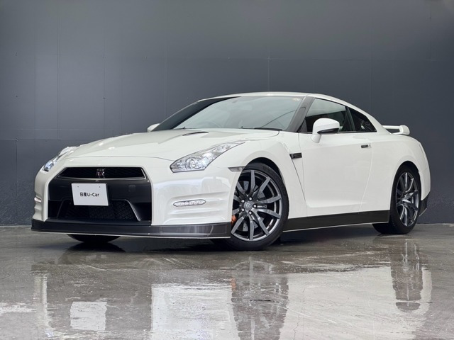 GT-R3.8 ブラックエディション 4WD