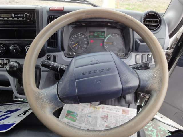 キャンター3.0 ダンプ 全低床 ディーゼル 4WD