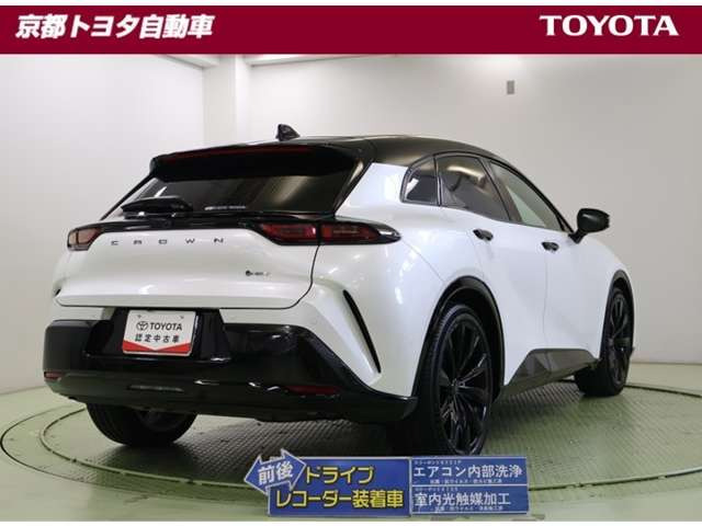 クラウンスポーツ2.5 Z E-Four 4WD