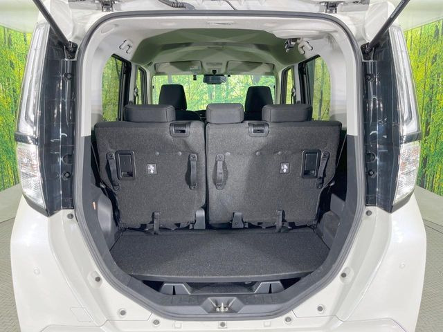 普段のお買い物や通勤、送迎等に十分な荷室スペースを確保しております。セカンドシートを倒すと、大きな荷物の積載も可能です♪