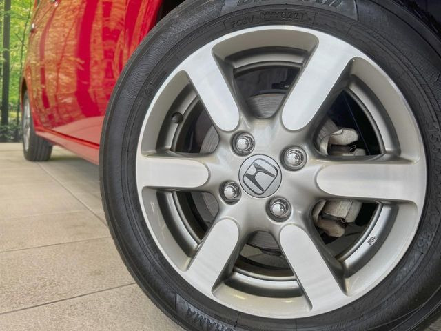 �y����14�C���`�A���~�z�C�[���z�O�ςɃ}�b�`���������A���~�z�C�[���𑕒����Ă���܂��B�e��ЊO�A���~�z�C�[����A�X�^�b�h���X�^�C�����戵�����Ă���܂��B���񂲑��k����������