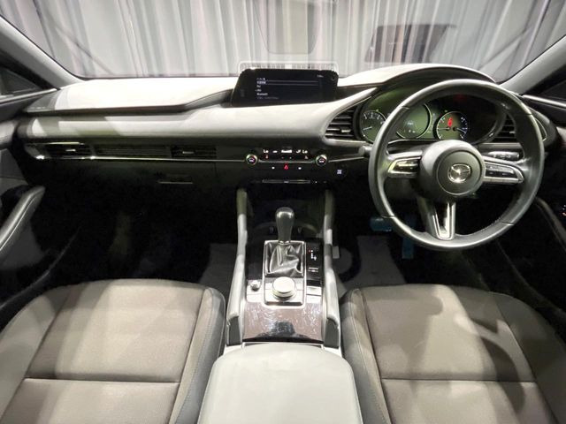 MAZDA3ファストバック1.5 15S ツーリング