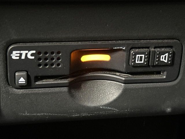 【ETC】高速道路の料金所をストレスなく通過!話題のスポットやサービスエリアに多い「スマートIC」利用時は必須のアイテムです。当店でセットアップを実施、ご納車当日からすぐにご利用いただけます!