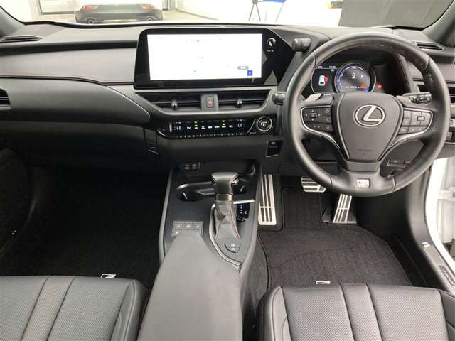UX250h Fスポーツ