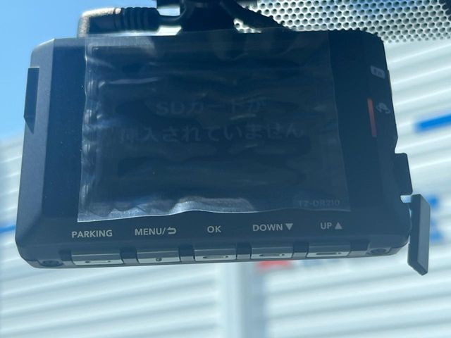 【ドライブレコーダー】ドライブレコーダー装備!走行中はもちろん、あおり運転や事故に遭遇した際、映像で記録し、万一のリスクに備えます。※記録用SDカードはお客様ご自身でご準備いただく必要があります。