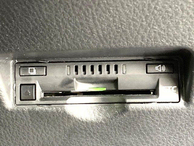 【ETC】高速道路の料金所をストレスなく通過!話題のスポットやサービスエリアに多い「スマートIC」利用時は必須のアイテムです。当店でセットアップを実施、ご納車当日からすぐにご利用いただけます!
