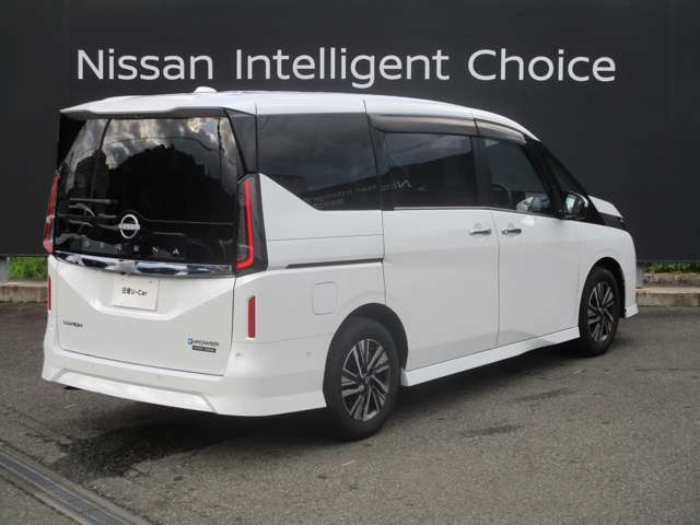 セレナ1.4 e-POWER ルキシオン