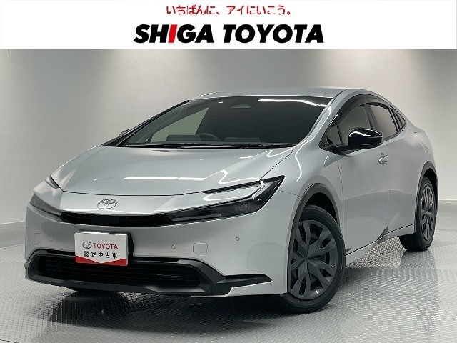 プリウス1.8 X E-Four 4WD