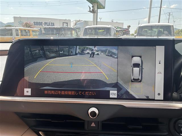 クラウンスポーツ2.5 Z E-Four 4WD