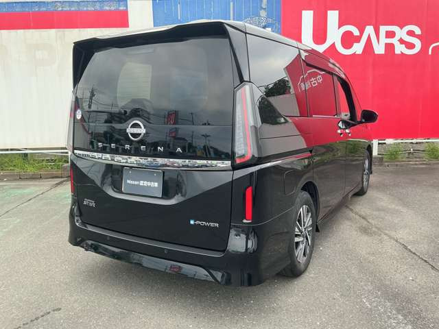 セレナ1.4 e-POWER ハイウェイスターV
