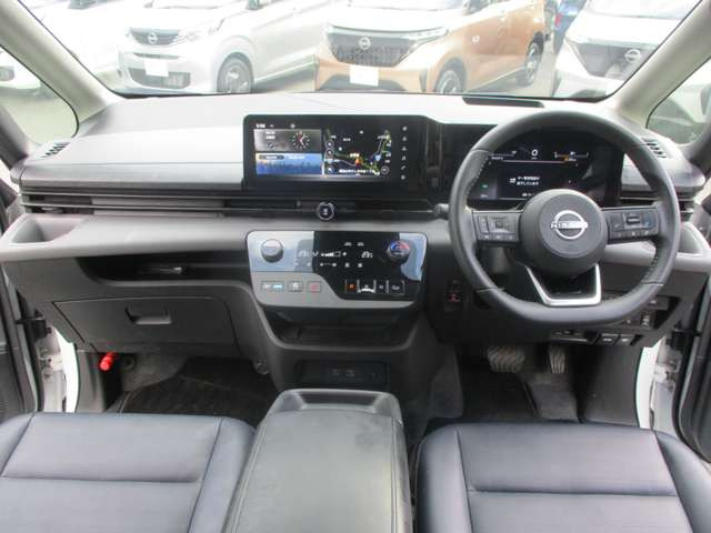 セレナ1.4 e-POWER ルキシオン