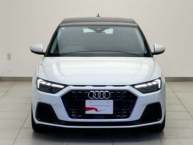 A1スポーツバック25 TFSI アドバンスド