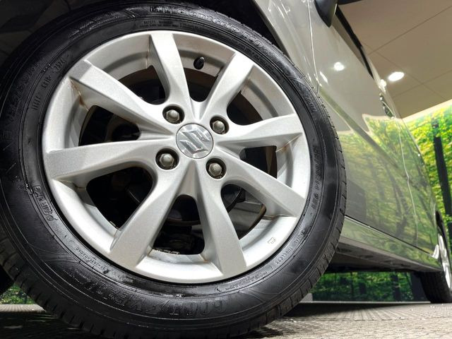 �y����14�C���`�A���~�z�C�[���z�O�ςɃ}�b�`���������A���~�z�C�[���𑕒����Ă���܂��B�e��ЊO�A���~�z�C�[����A�X�^�b�h���X�^�C�����戵�����Ă���܂��B���񂲑��k����������