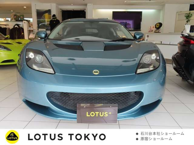 エヴォーラ2プラス2シーター
