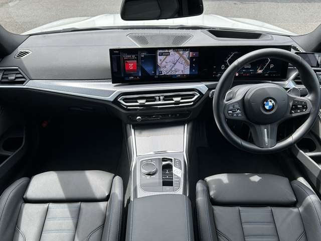 3シリーズセダンM340i xドライブ 4WD