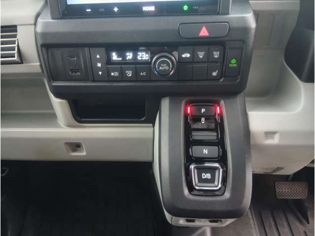 N-VAN e:e: L4
