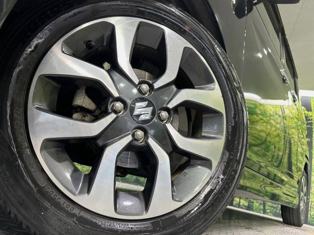 �y����15�C���`�A���~�z�C�[���z�O�ςɃ}�b�`���������A���~�z�C�[���𑕒����Ă���܂��B�e��ЊO�A���~�z�C�[����A�X�^�b�h���X�^�C�����戵�����Ă���܂��B���񂲑��k����������