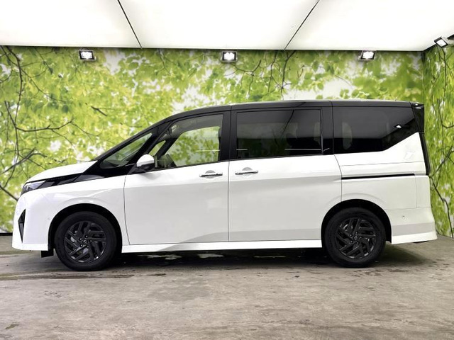 セレナ1.4 e-POWER ハイウェイスターV