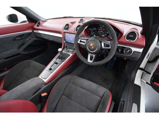 �t�@�u���b�N���̃h�A�I�[�v�j���O���[�v��GT4/�X�p�C�_�[�Ȃ�ł͂̃f�B�e�[���B�y�ʉ��ւ̈ӎ����L���r���̐����ɕ\��A����̂��߂̈��ł��邱�Ƃ����������܂��B