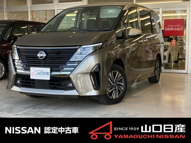 セレナ1.4 e-4ORCE ハイウェイスターV 4WD