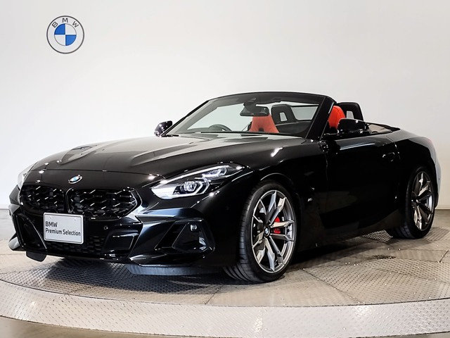 Z4M40i