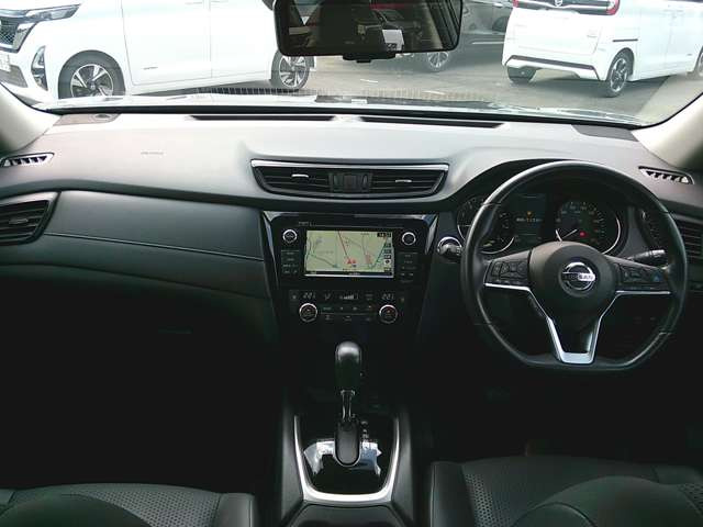 エクストレイル2.0 20Xi ハイブリッド 4WD