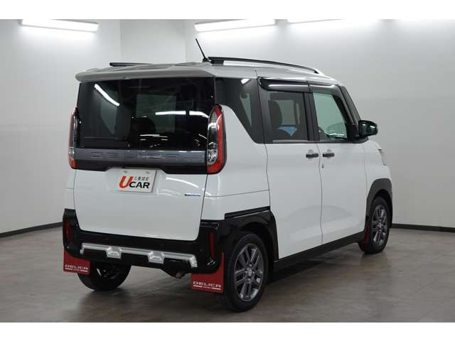 デリカミニT プレミアム 4WD
