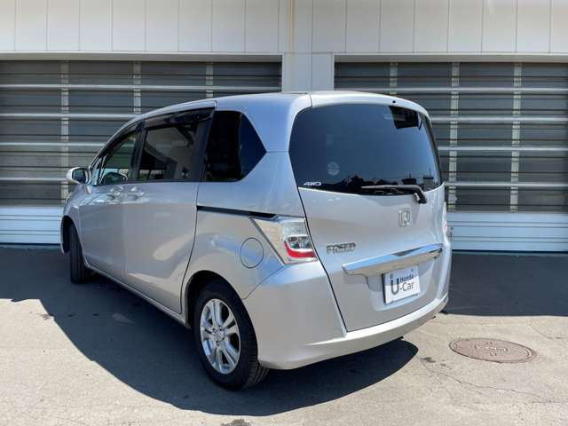 フリード1.5 G ジャストセレクションプラス 4WD