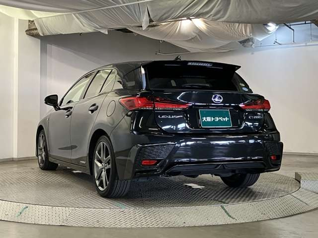 CT200h Fスポーツ