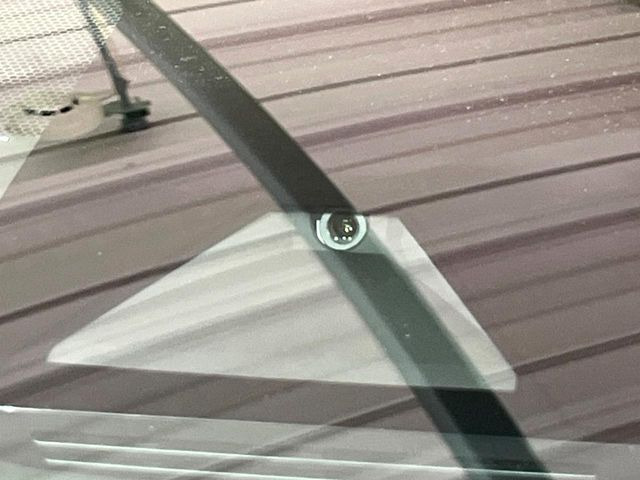 【トヨタセーフティセンス】走行中に前方の車両等を認識し、衝突しそうな時は警報とブレーキで衝突回避と被害軽減をアシスト。より安全にドライブをお楽しみいただけます。