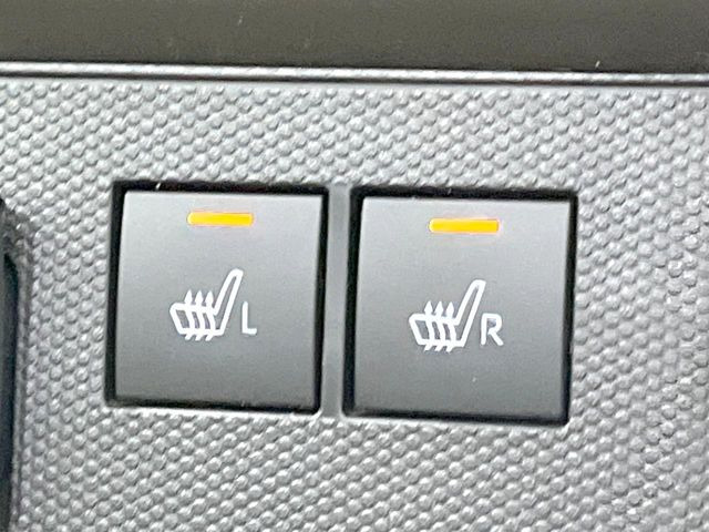 【シートヒーター】寒い日に重宝するシートヒーター!エアコンより早く温まってくれるので寒がりの人も安心ですね♪エアコンの温風は乾燥するから苦手、という方にもをおすすめです。