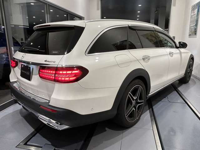 EクラスオールテレインE220d 4マチック (ISG)  4WD