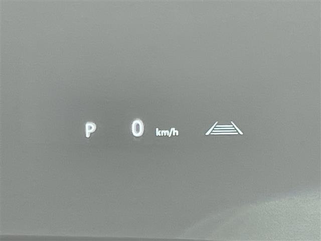 クラウンクロスオーバー2.5 G アドバンスト レザー パッケージ E-Four 4WD