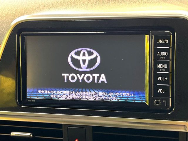 シエンタハイブリッド 1.5 G クエロ