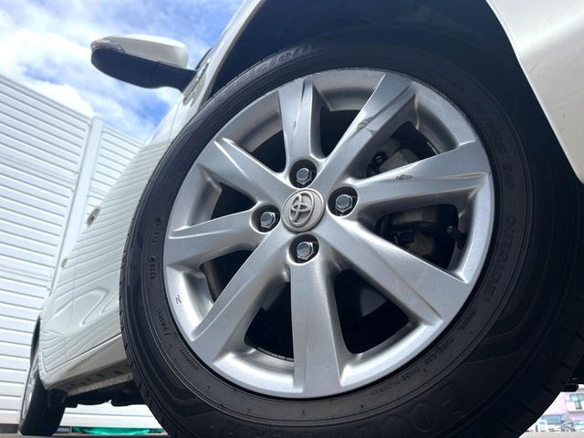 �y����15�C���`�A���~�z�C�[���z�O�ςɃ}�b�`���������A���~�z�C�[���𑕒����Ă���܂��B�e��ЊO�A���~�z�C�[����A�X�^�b�h���X�^�C�����戵�����Ă���܂��B���񂲑��k����������