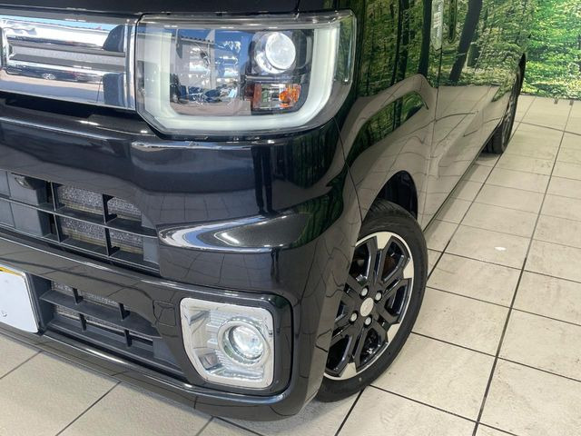 �yLED�w�b�h���C�g�z���V����ԑ��s�����ǍD�Ȏ��E���m�ۂ����S���ĉ^�]�ł��鍂�P�xLED�w�b�h���C�g�𑕔�!�_�����x�������A����d�͂��}�����Ă��܂��B