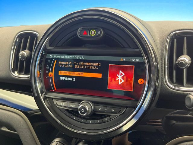��Bluetooth:���莝���̃X�}�[�g�t�H���ȂǂƐڑ����A�n���Y�t���[�ʘb��Տꊴ����~���[�W�b�N�Đ������y���݂��������܂��B�����ڑ��ł��̂Ŕς킵��������܂����