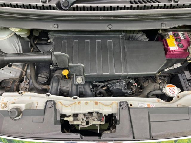 親切・丁寧な専門メカニックスタッフが応対!・車検・点検整備・事故等の修理などアフターサービスも安心。お車のカスタマイズもネクステージのサービススタッフまでご相談ください!
