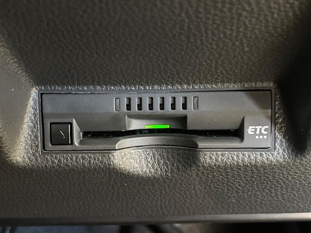 【ETC】高速道路の料金所をストレスなく通過!話題のスポットやサービスエリアに多い「スマートIC」利用時は必須のアイテムです。当店でセットアップを実施、ご納車当日からすぐにご利用いただけます!