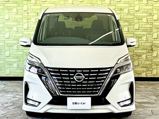 セレナ2.0 ハイウェイスターV 4WD