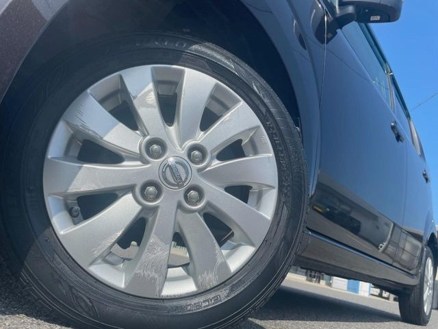 �y����14�C���`�A���~�z�C�[���z�O�ςɃ}�b�`���������A���~�z�C�[���𑕒����Ă���܂��B�e��ЊO�A���~�z�C�[����A�X�^�b�h���X�^�C�����戵�����Ă���܂��B���񂲑��k����������