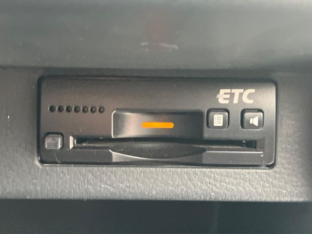 【ETC】高速道路の料金所をストレスなく通過!話題のスポットやサービスエリアに多い「スマートIC」利用時は必須のアイテムです。当店でセットアップを実施、ご納車当日からすぐにご利用いただけます!