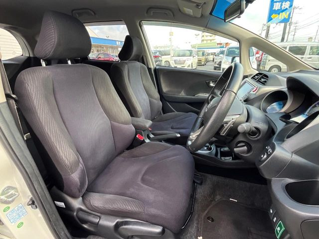�^�]�ȃV�[�g���͎g�p�������Ȃ��A�ǍD�ȏ�ԂƂȂ��Ă��܂��B���J�Ɏg���Ă������Ƃ��悭�킩��܂��ˁB