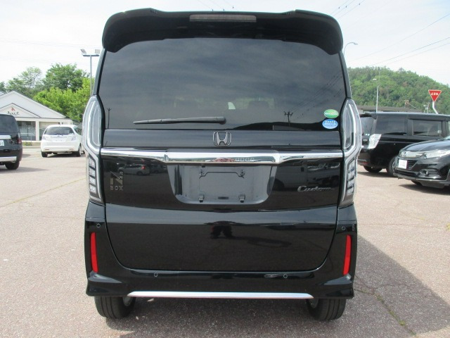 N-BOXL ターボ 4WD