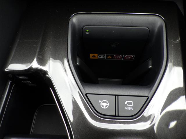クラウンスポーツ2.5 Z E-Four 4WD