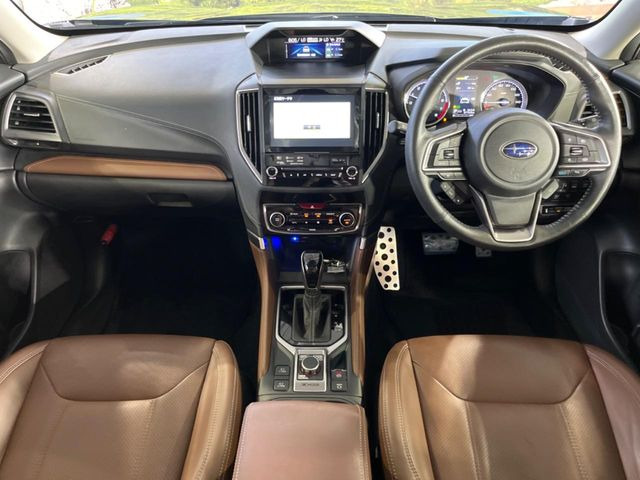 フォレスター2.0 アドバンス 4WD