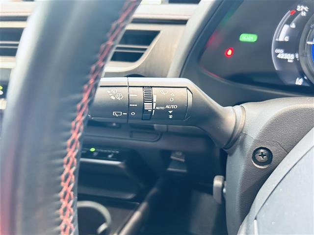 UX250h Fスポーツ