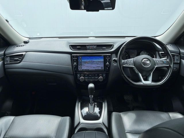 エクストレイル2.0 20Xi