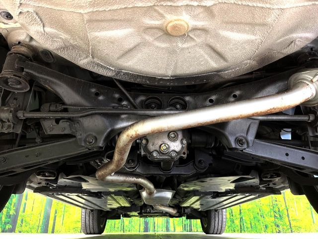 下回りがきれいなうちに、防錆加工の施工がオススメ。降雪地域はもちろん、沿岸部にお住いの方や、趣味でマリン・ウィンタースポーツをされる方にご好評いただいております。